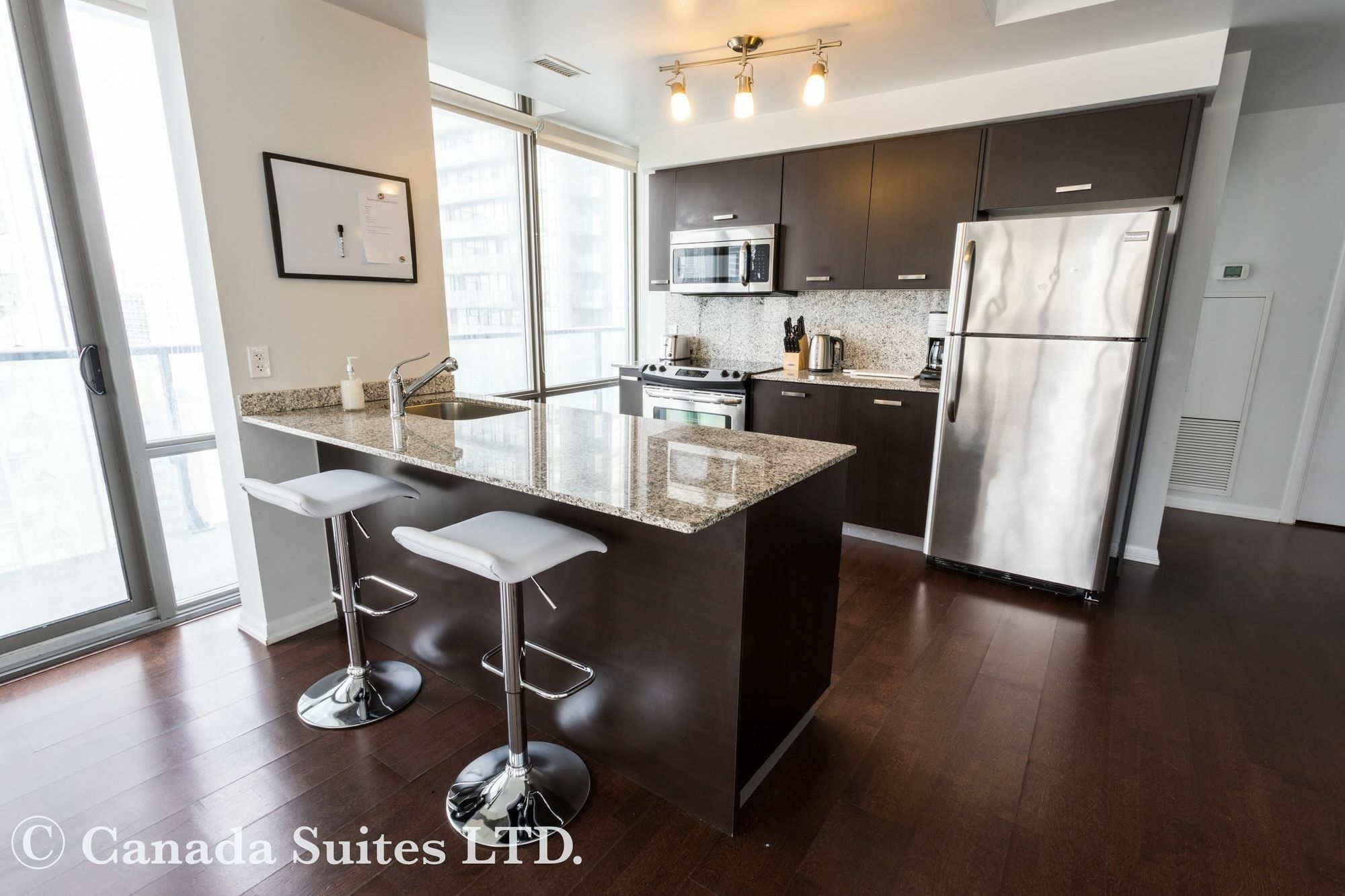 Canada - 832 Bay St. Apartment Toronto